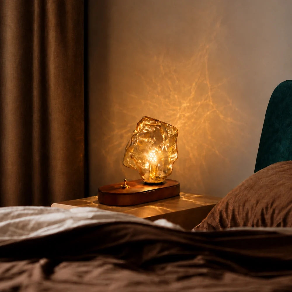 Amber Glass Table Lamp – Vintage Oak Base Bedside Lamp
