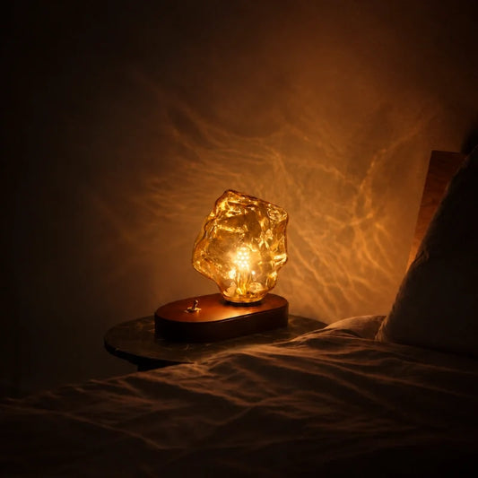 Amber Glass Table Lamp – Vintage Oak Base Bedside Lamp
