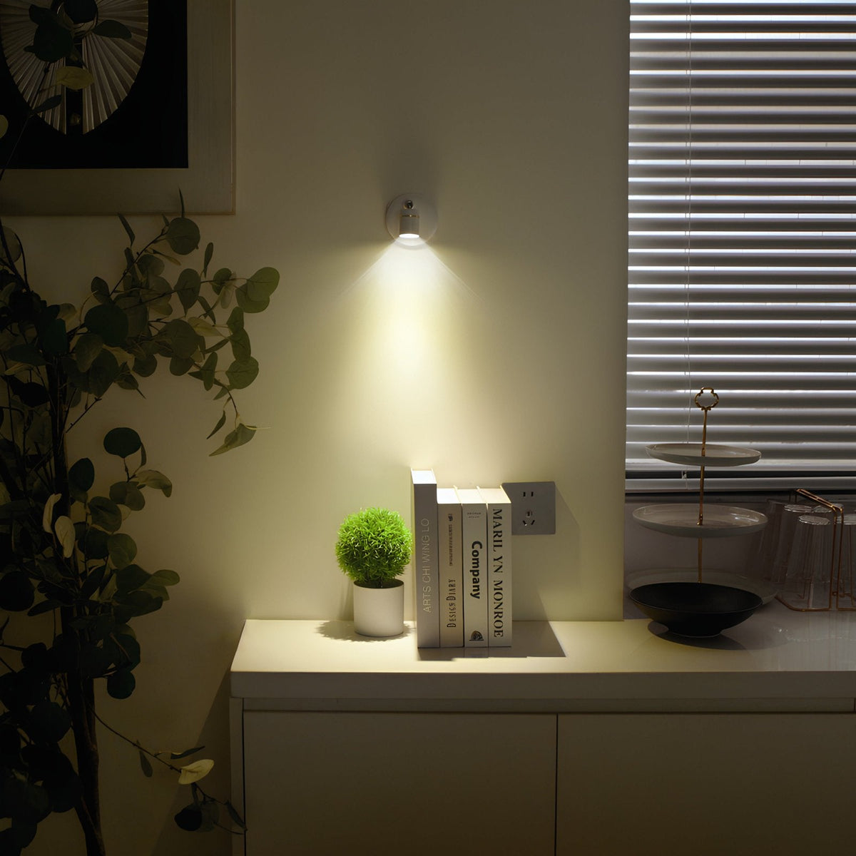 EasyWall | Wireless LED Spotlight with Remote – Dimmable Battery Picture Light, Stick-On Accent Light for Art, Plants & Walls